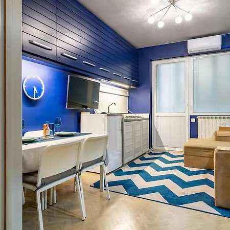 Modern - Apartment *