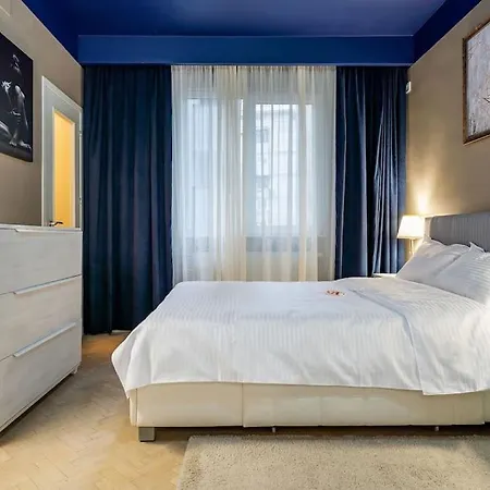 Modern - Apartment *